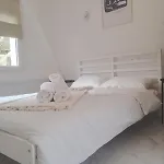 Funky, Cute Flat Close T Center * Thessalonique