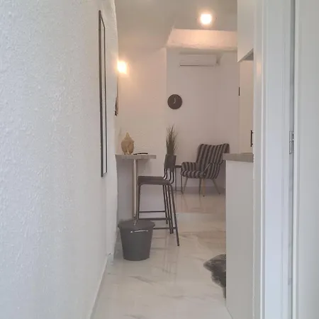 Διαμέρισμα Funky, Cute Flat Close T Center