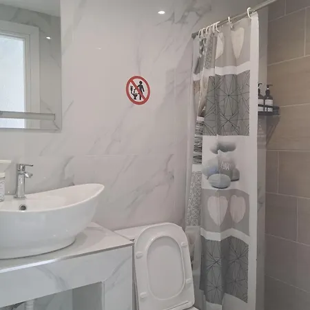 Διαμέρισμα Funky, Cute Flat Close T Center Θεσσαλονίκη